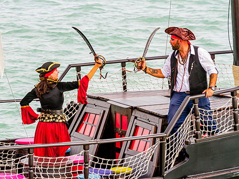 A hajó és kincs védelme mindennél fontosabb